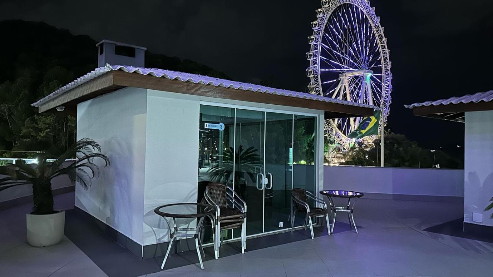Apartamento Flat Dubai - Frente Roda Gigante - Piscina Frente Mar - Excepcional Balneário Camboriú