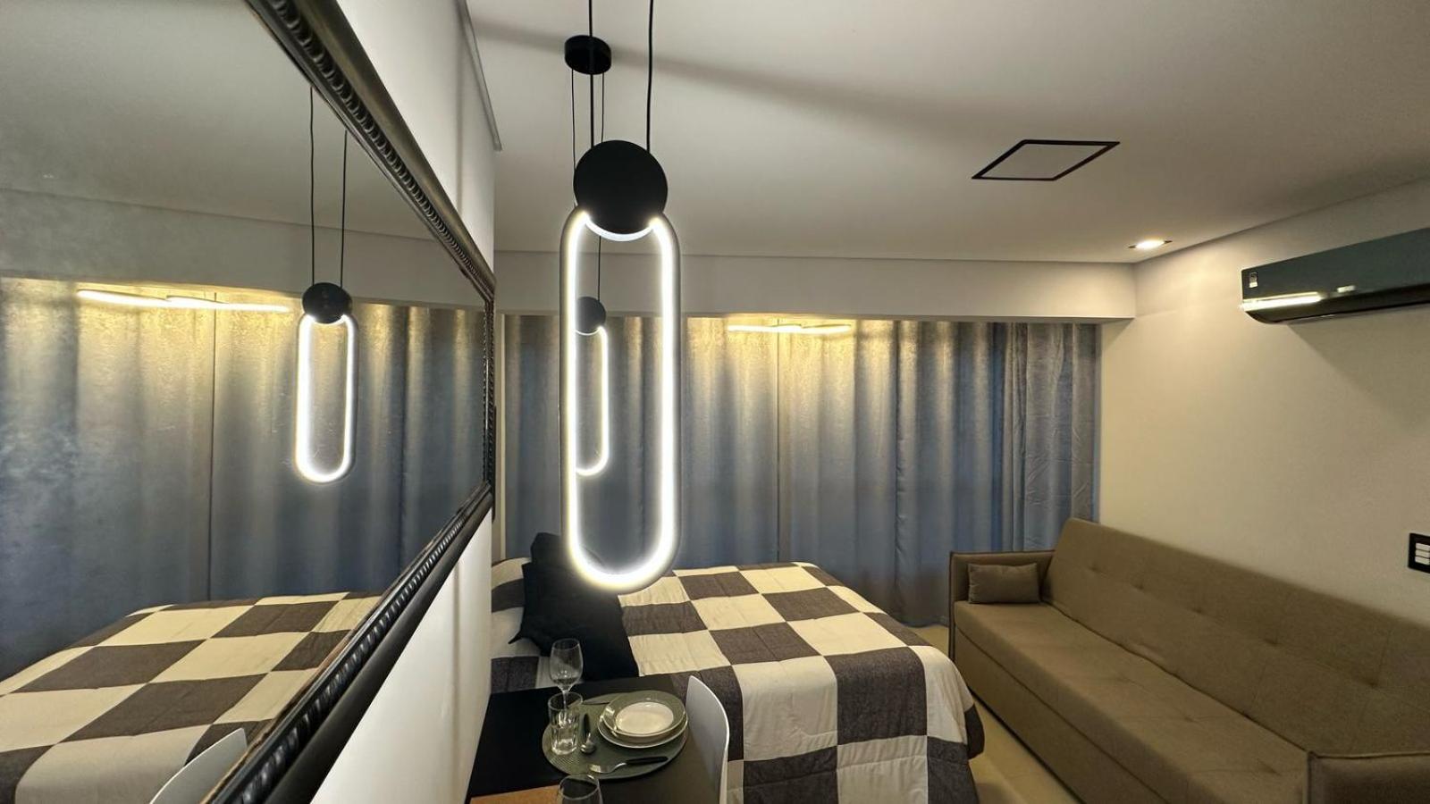 Apartamento Flat Dubai - Frente Roda Gigante - Piscina Frente Mar - Excepcional *