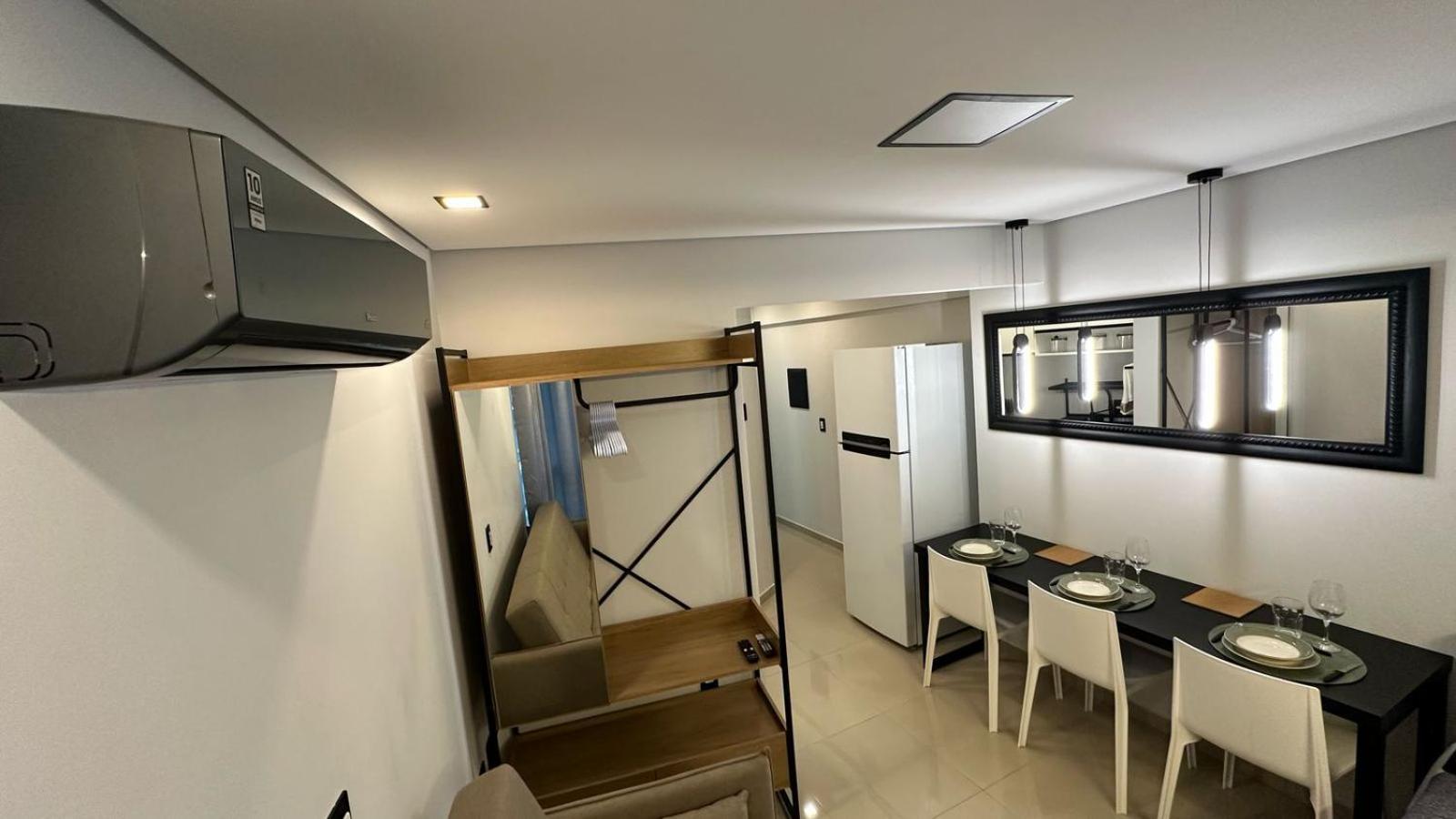 Flat Dubai - Frente Roda Gigante - Piscina Frente Mar - Excepcional