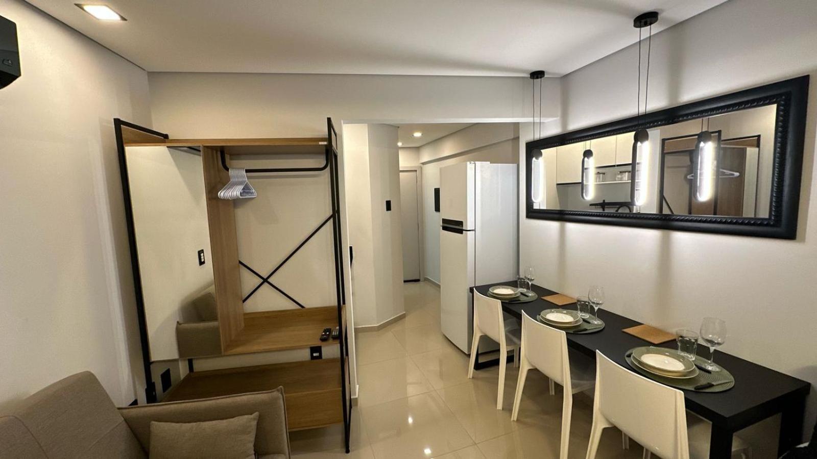 Apartamento Flat Dubai - Frente Roda Gigante - Piscina Frente Mar - Excepcional