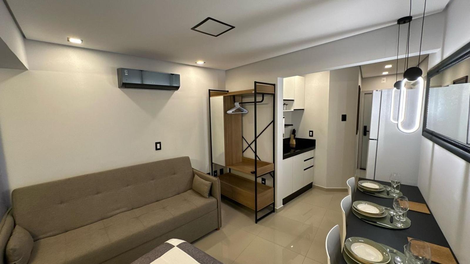 Apartamento Flat Dubai - Frente Roda Gigante - Piscina Frente Mar - Excepcional Balneário Camboriú